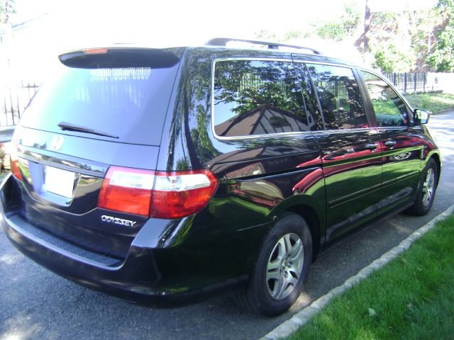 Honda Odyssey 2005 photo 22