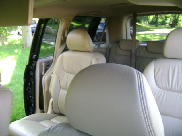 Honda Odyssey 2005 photo 9