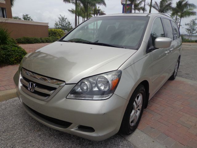 Honda Odyssey 2005 photo 4