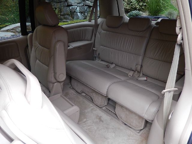 Honda Odyssey 2005 photo 4