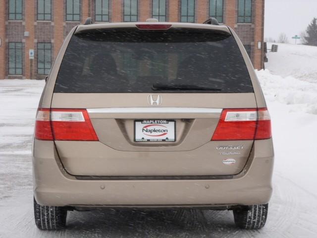 Honda Odyssey 2005 photo 5