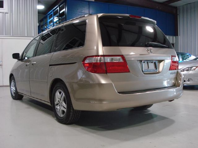 Honda Odyssey 2005 photo 13