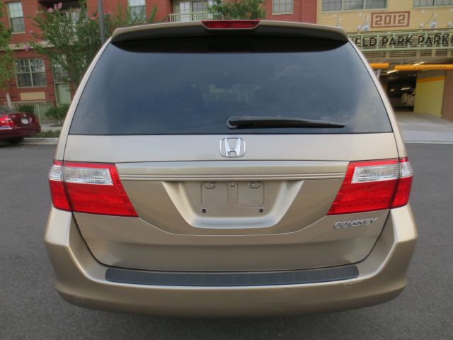 Honda Odyssey 2005 photo 4