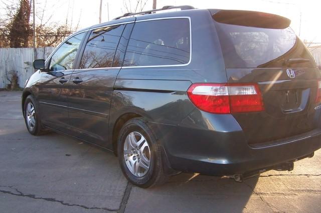 Honda Odyssey 2005 photo 4