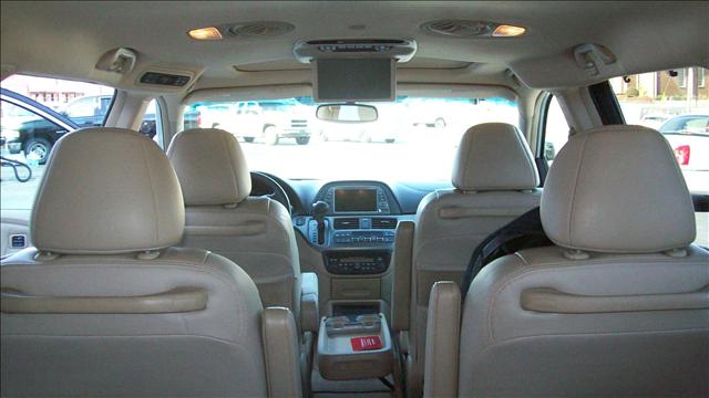 Honda Odyssey 2005 photo 4