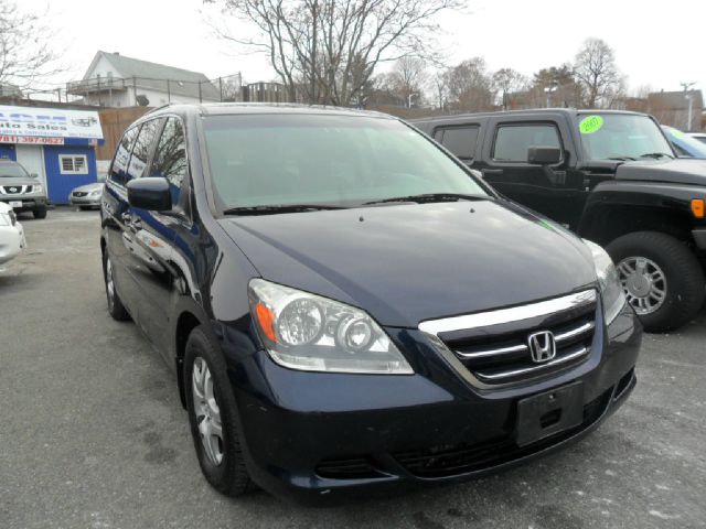 Honda Odyssey 2005 photo 1