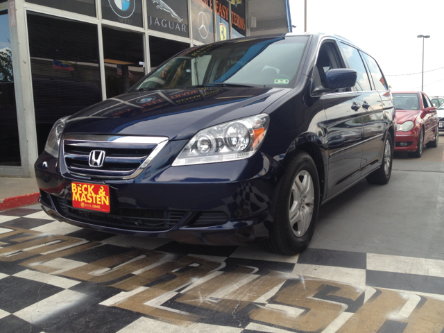 Honda Odyssey 2005 photo 1