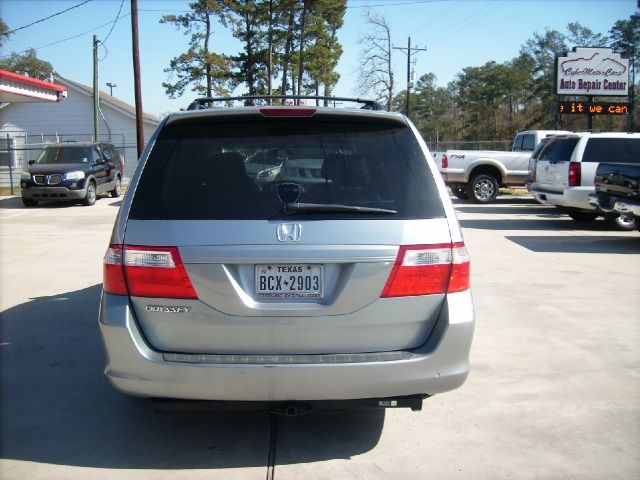 Honda Odyssey 2006 photo 4