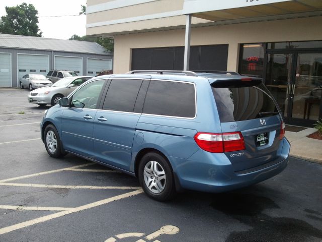 Honda Odyssey 2006 photo 2