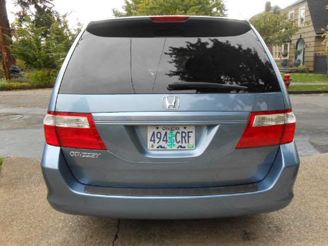 Honda Odyssey 2006 photo 3