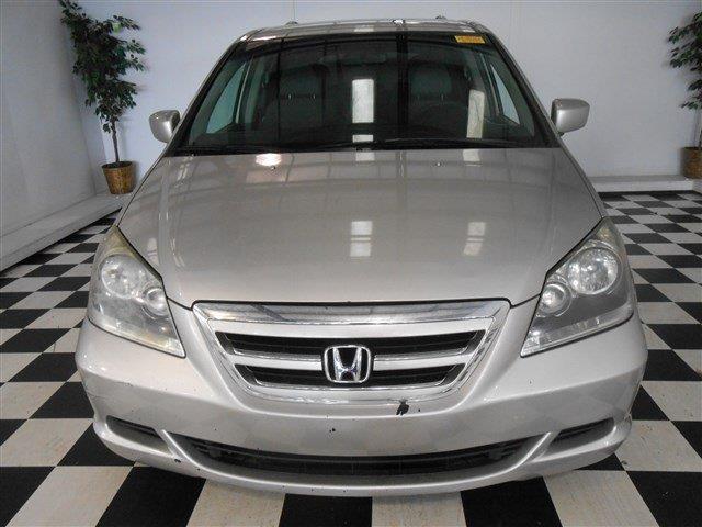 Honda Odyssey 2006 photo 3