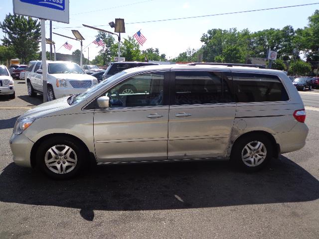 Honda Odyssey 2006 photo 2