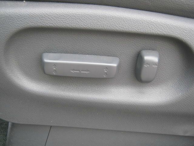 Honda Odyssey 2006 photo 2