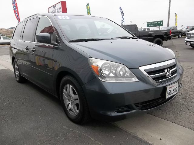 Honda Odyssey 2006 photo 3