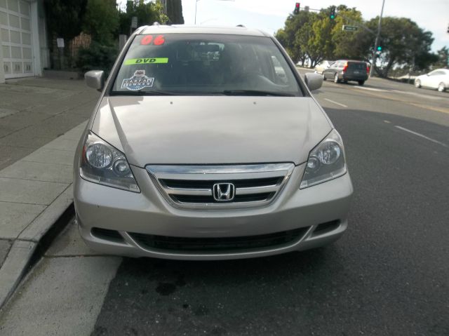 Honda Odyssey 2006 photo 1