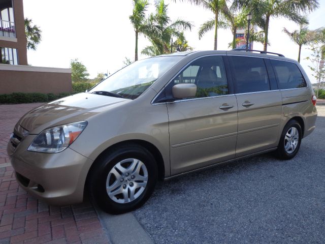 Honda Odyssey 2006 photo 2