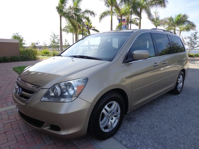 Honda Odyssey 2006 photo 3