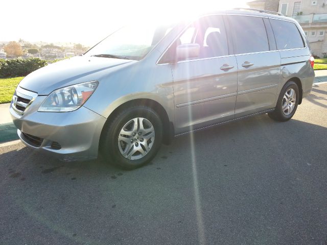 Honda Odyssey 2006 photo 1