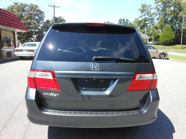 Honda Odyssey 2006 photo 1