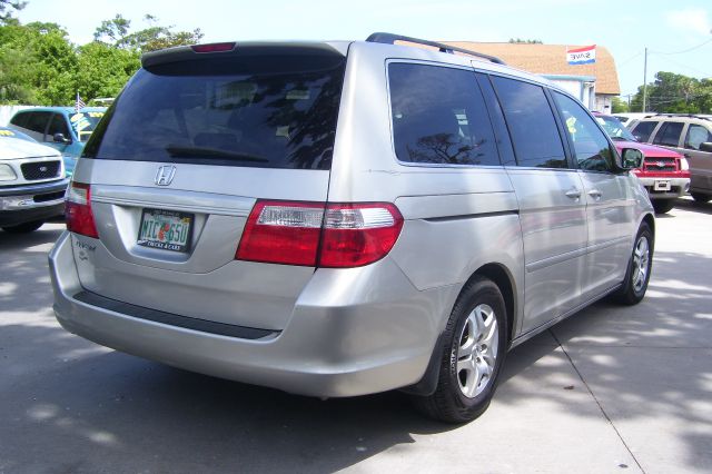 Honda Odyssey 2006 photo 9