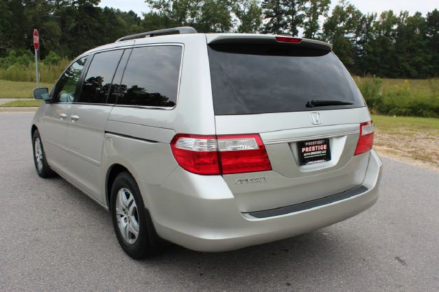 Honda Odyssey REG CAB Flareside 126st MiniVan