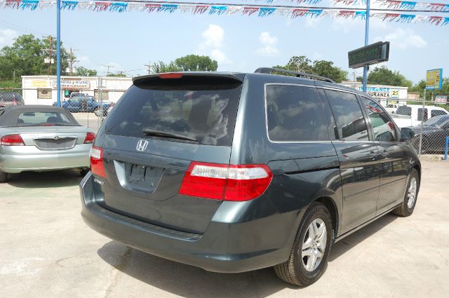 Honda Odyssey 2006 photo 2