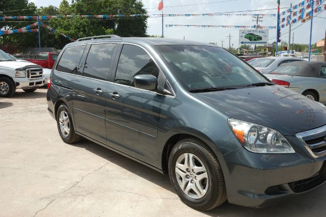 Honda Odyssey 2006 photo 3