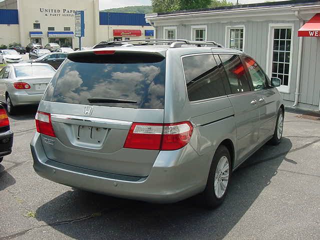 Honda Odyssey 2006 photo 4