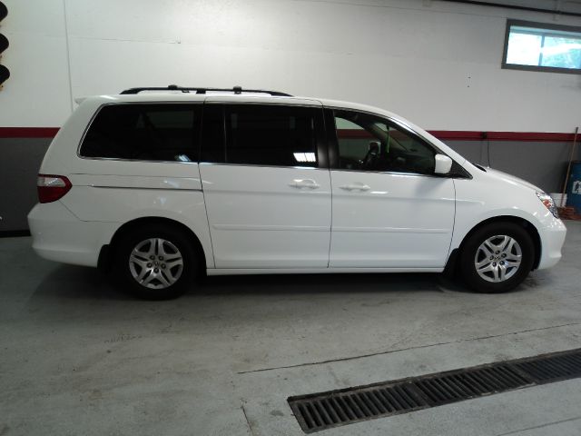 Honda Odyssey 2006 photo 4