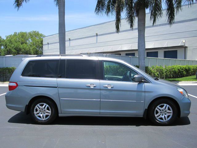 Honda Odyssey 2006 photo 4