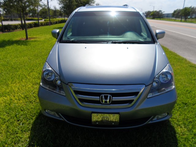 Honda Odyssey 2006 photo 1