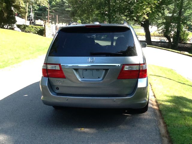 Honda Odyssey 2006 photo 1