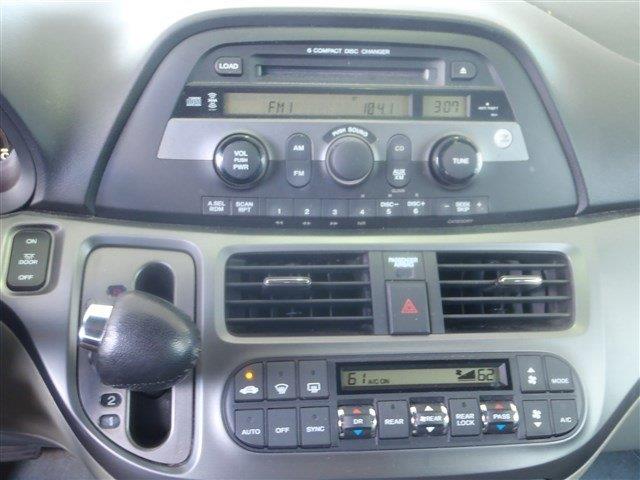 Honda Odyssey 2006 photo 3