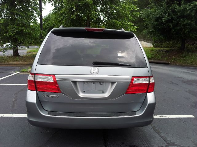 Honda Odyssey 2006 photo 4