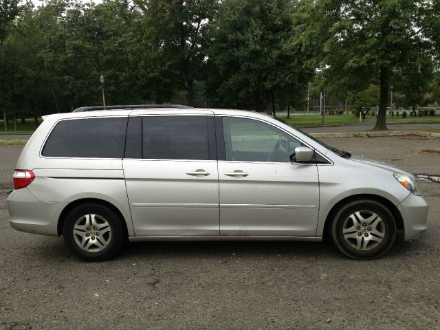 Honda Odyssey 2006 photo 1