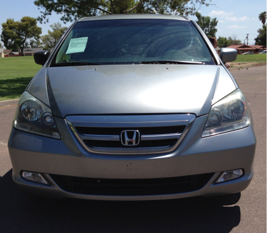 Honda Odyssey 2006 photo 2