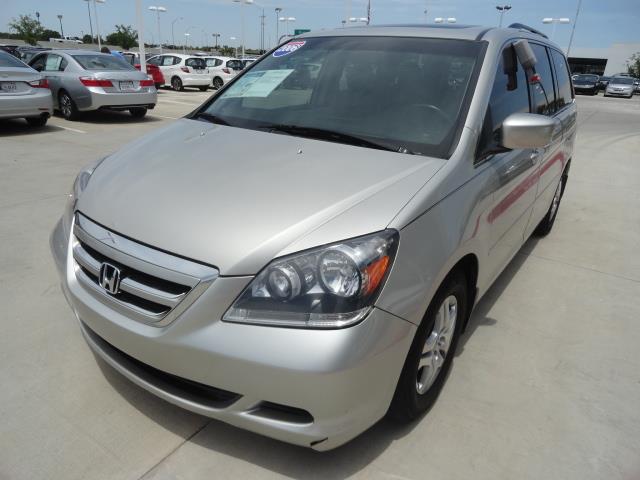 Honda Odyssey 2006 photo 1