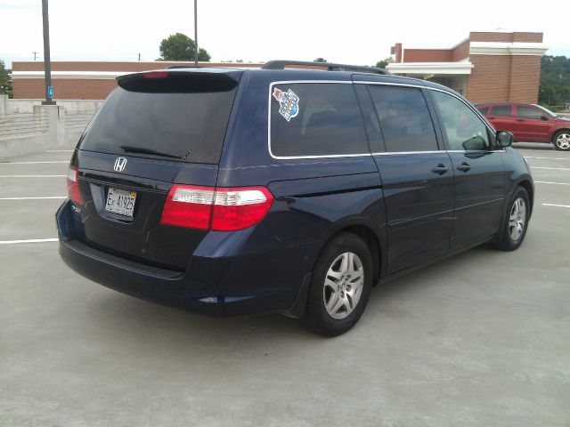 Honda Odyssey 2006 photo 3