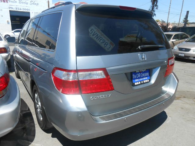 Honda Odyssey AWD SUN ROOF GAS Saver MiniVan