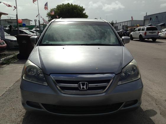 Honda Odyssey 2006 photo 4