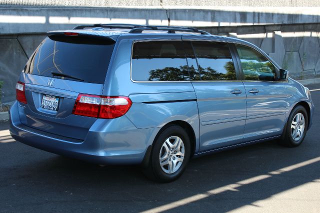 Honda Odyssey AWD SUN ROOF GAS Saver MiniVan