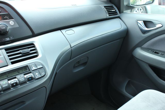 Honda Odyssey 2006 photo 12