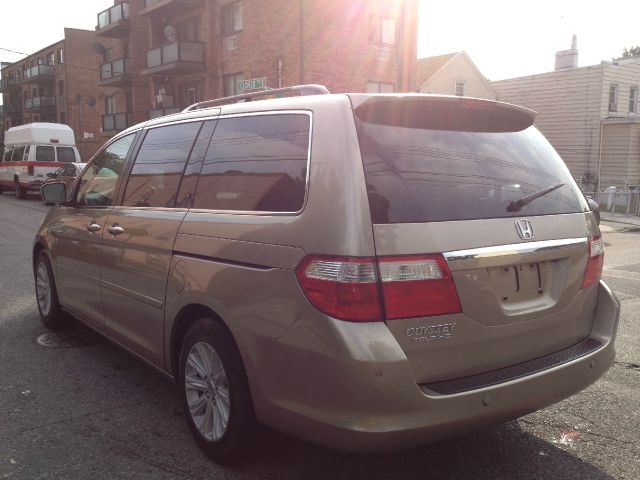 Honda Odyssey 2006 photo 3