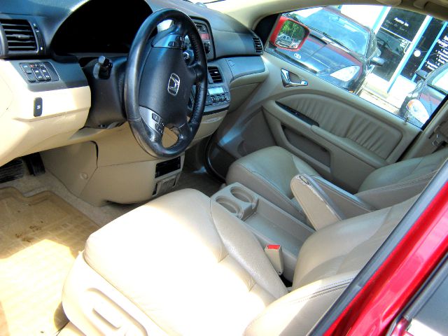 Honda Odyssey 2006 photo 2