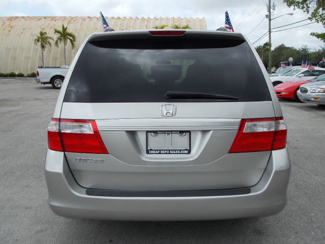 Honda Odyssey 2006 photo 11