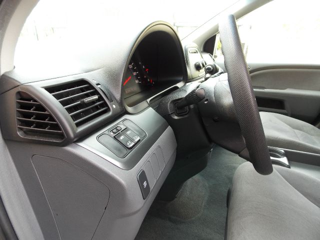 Honda Odyssey 2006 photo 20