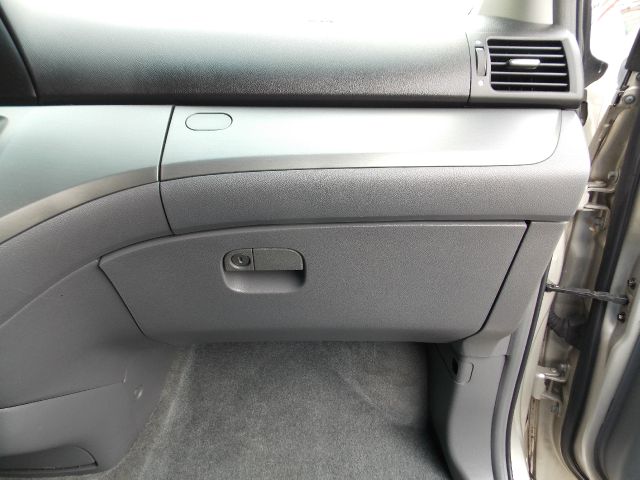 Honda Odyssey 2006 photo 37