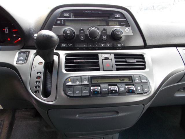 Honda Odyssey 2006 photo 39