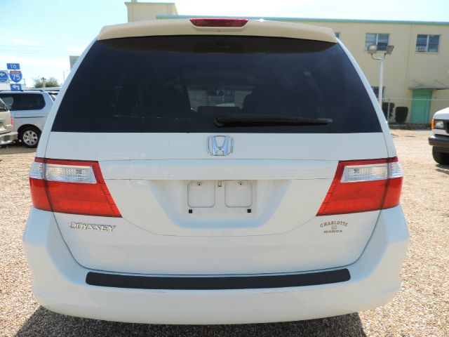 Honda Odyssey 2006 photo 4