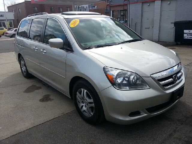 Honda Odyssey 2006 photo 2